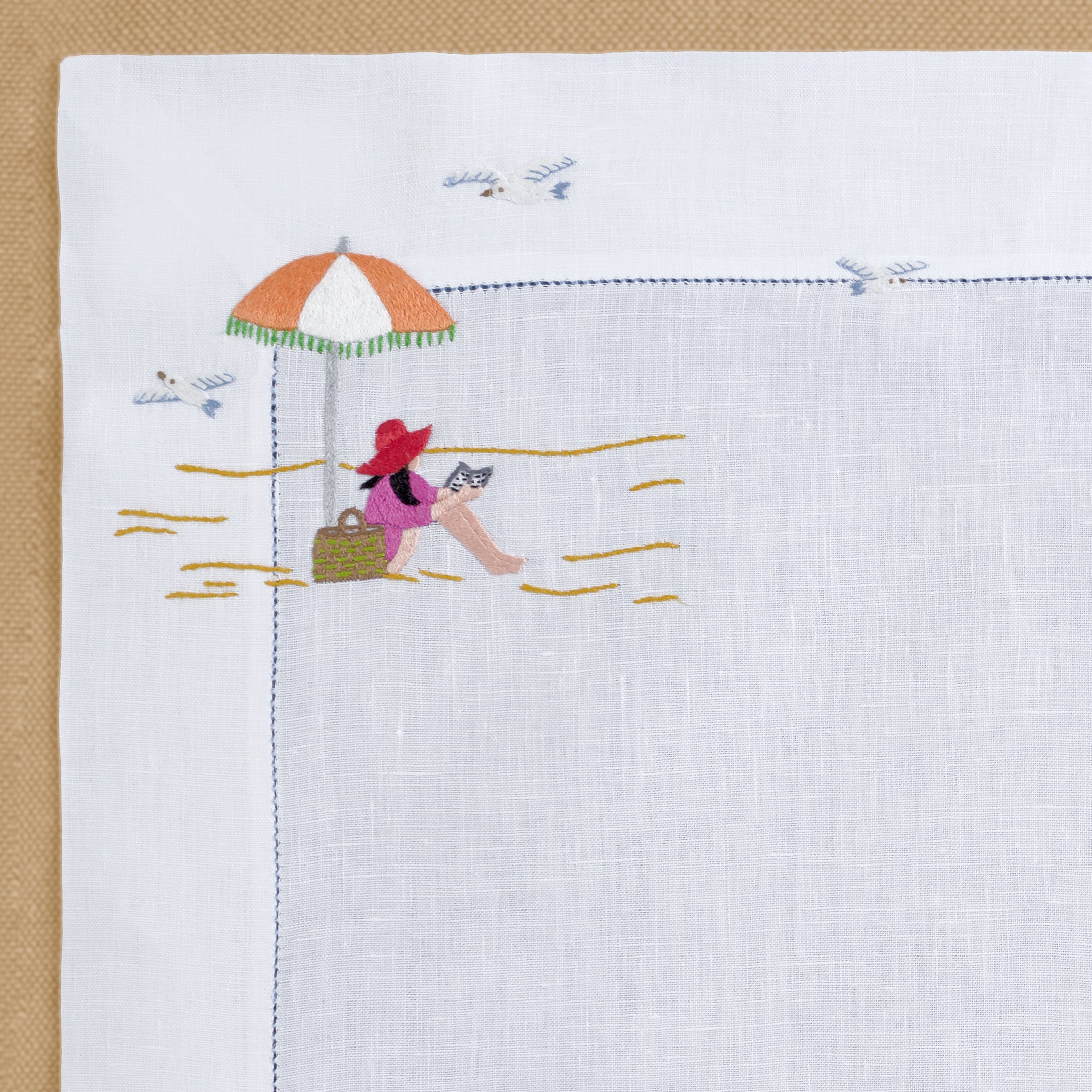 Table - Placemat - Deauville (Hand Embroidered)