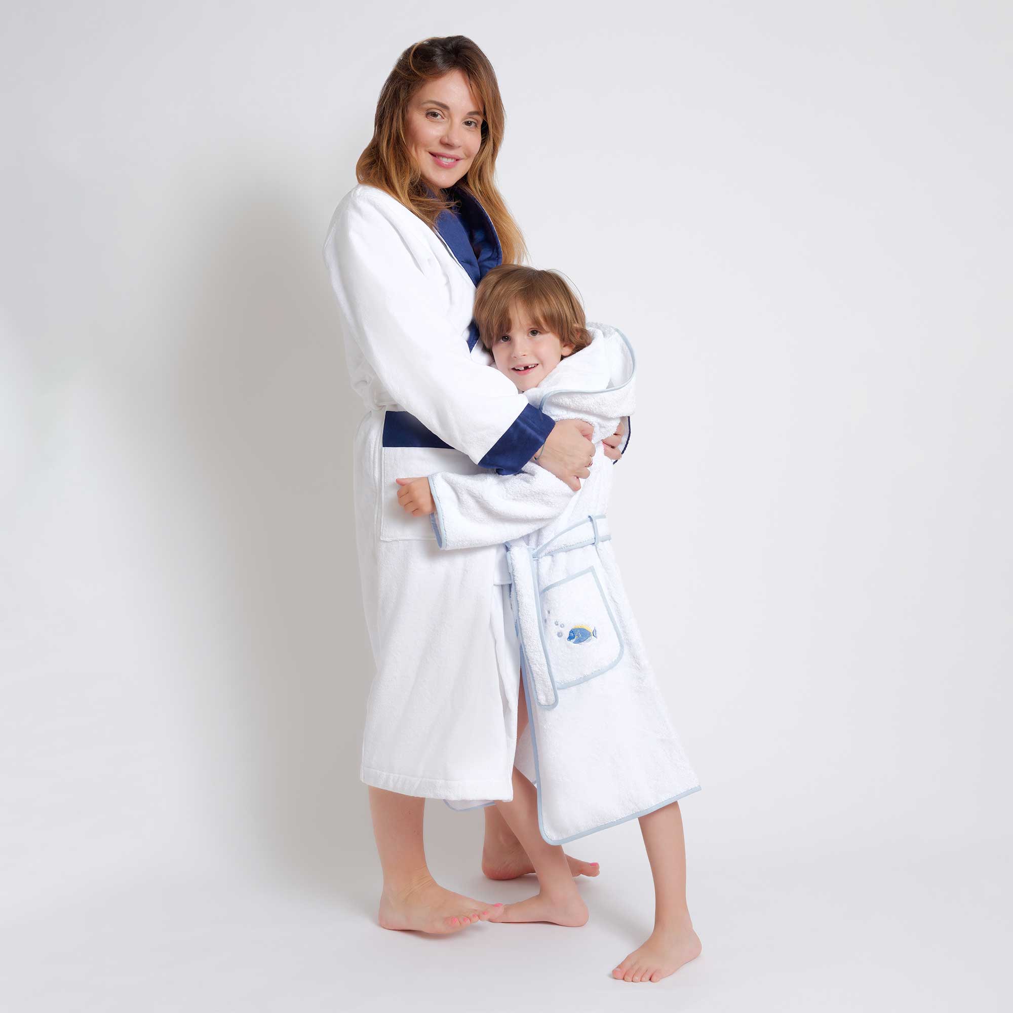 Bath Collection - Venezia White & Border Navy Sateen