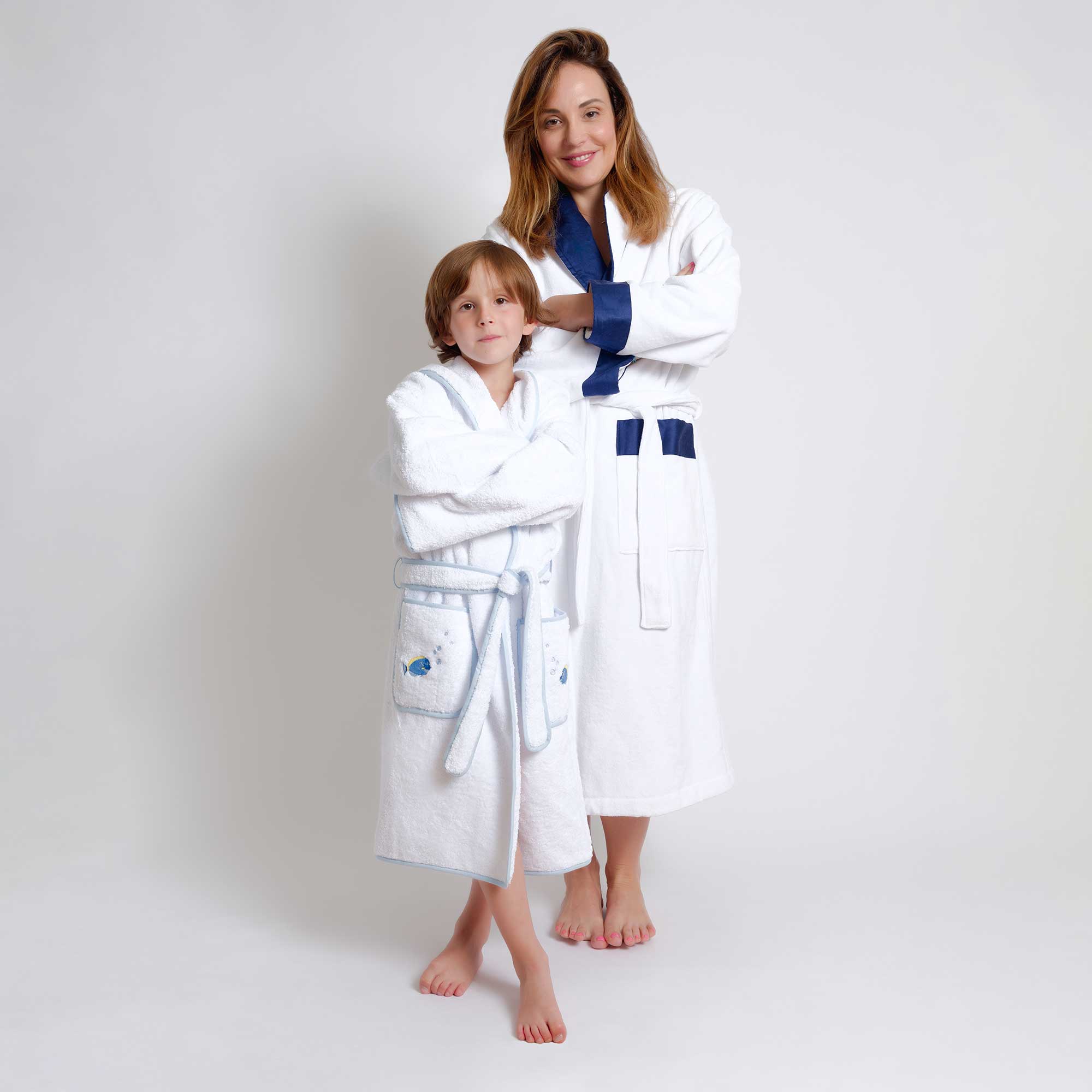 Bath Collection - Venezia White & Border Navy Sateen