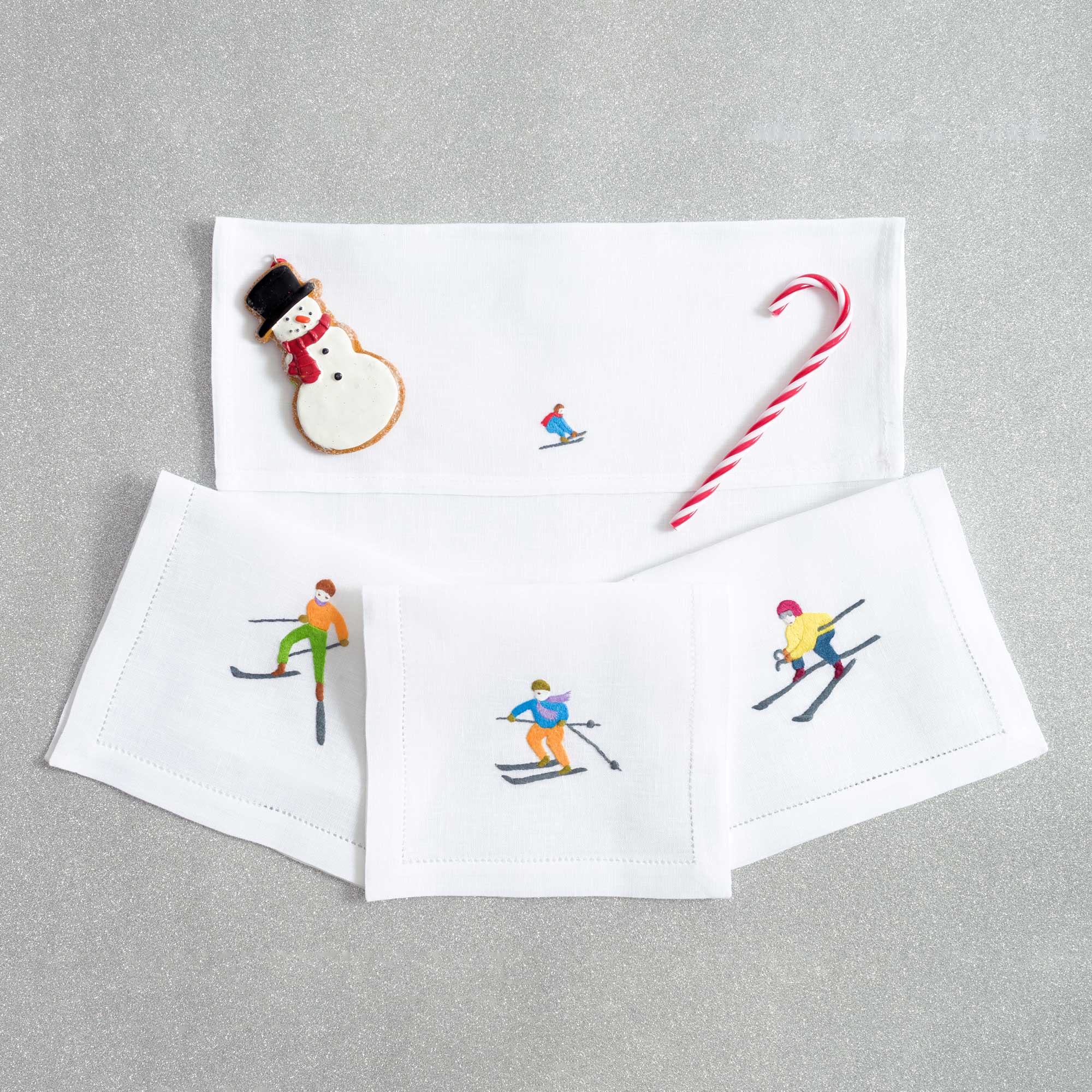 Table - Drink Placemat - Skiiers (Hand Embroidered)