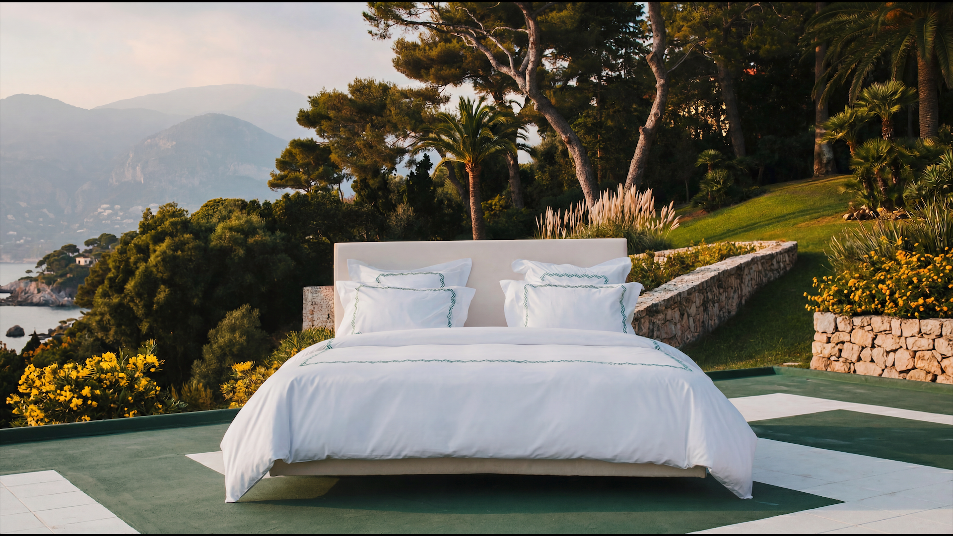 Ziz Zag Vert luxury bed set by Maison Alia - elegant zigzag green pattern duvet cover - view 2