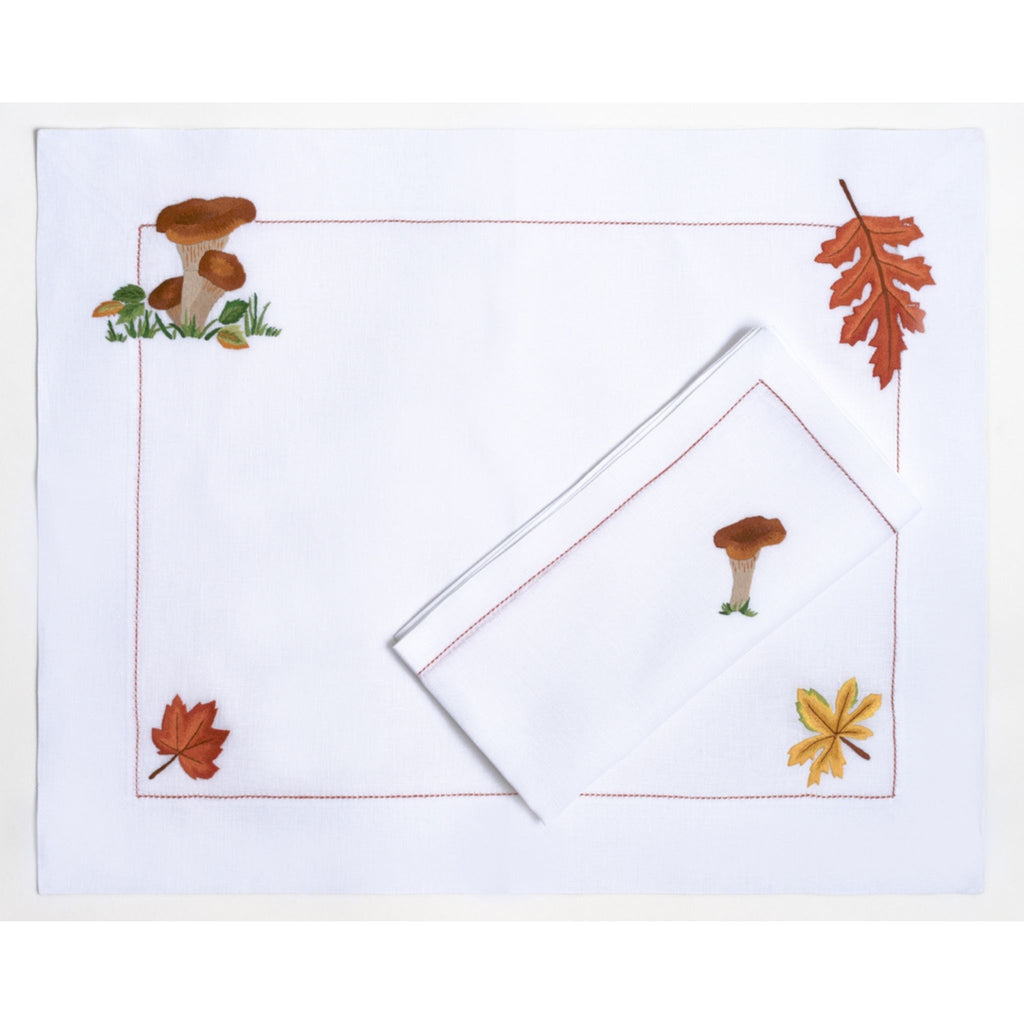 Table - Placemat - Champignons (Hand Embroidered)