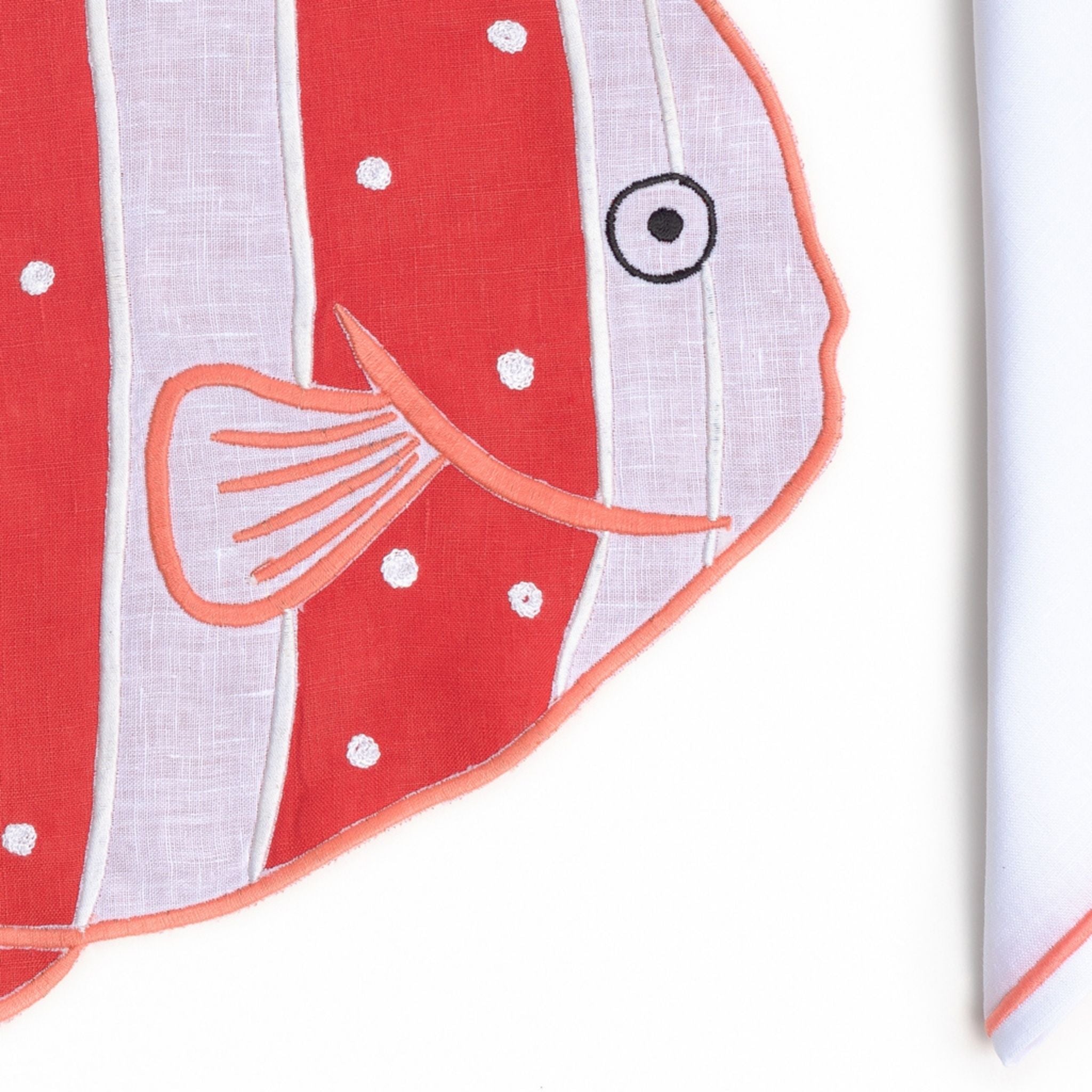 Table - Placemat - White & Coral Fish