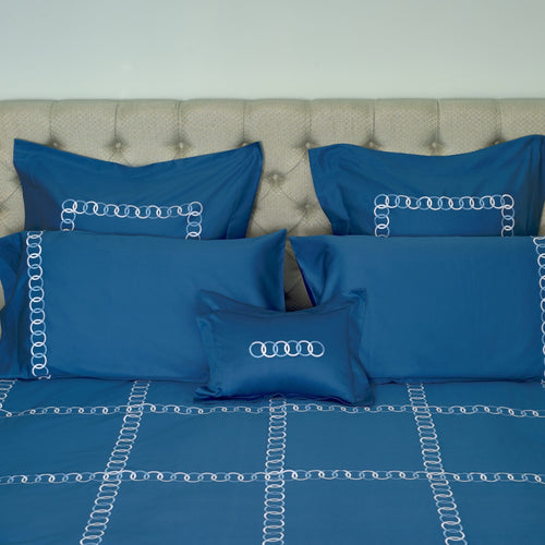 Atene — embroidered bed linen set | Maison Alia