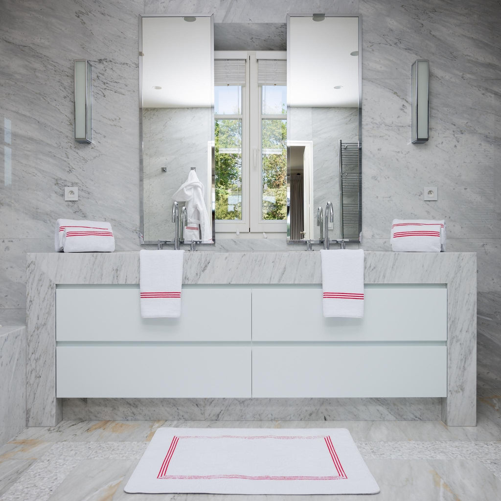 Bath Collection - 3 Bourdon (Red)