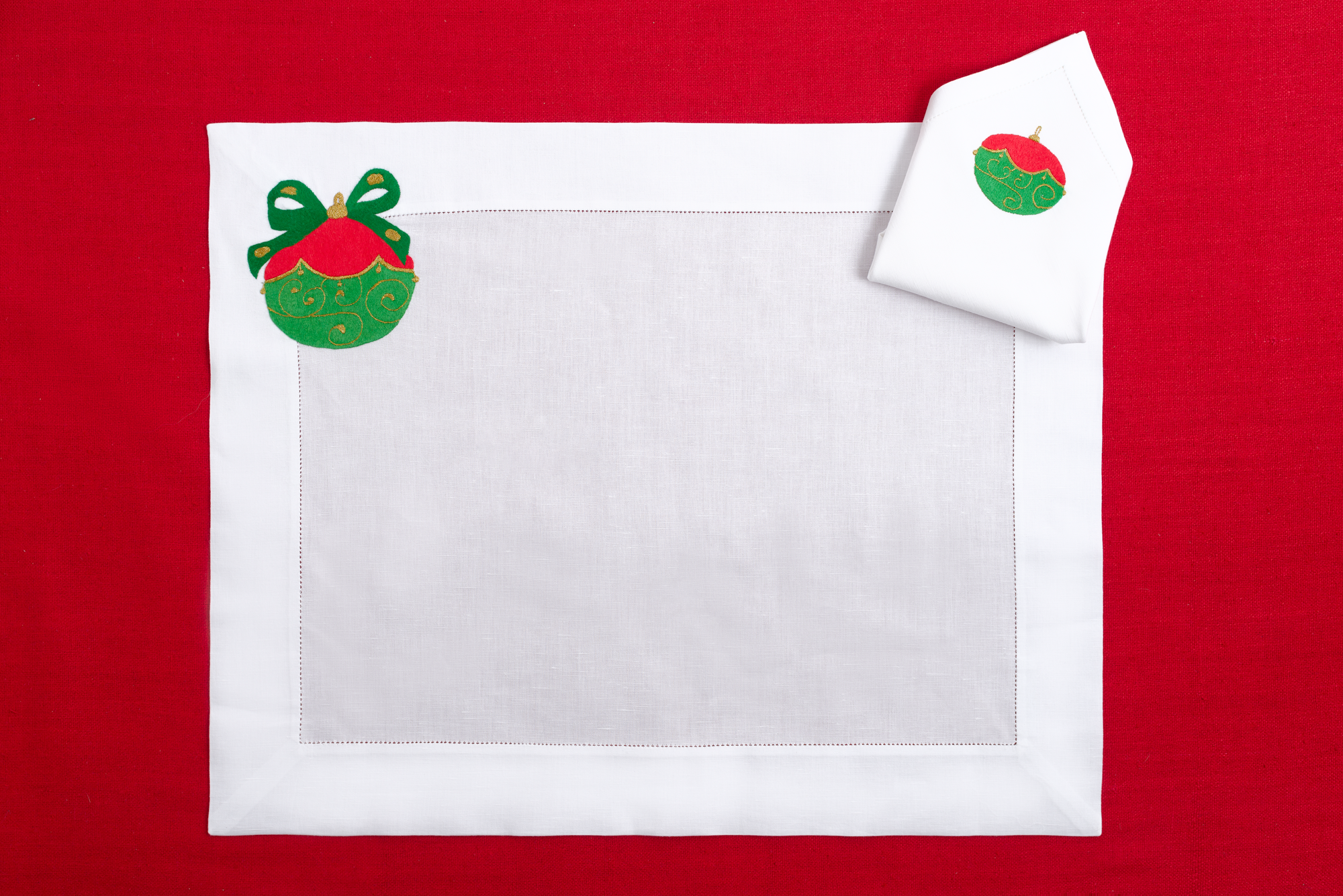Table - Placemat - Christmas Decorations (Hand Embroidered)