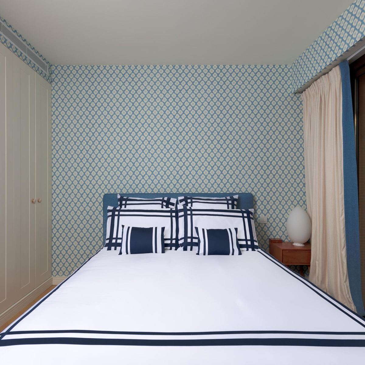 Copenhagen — embroidered bed linen set | Maison Alia