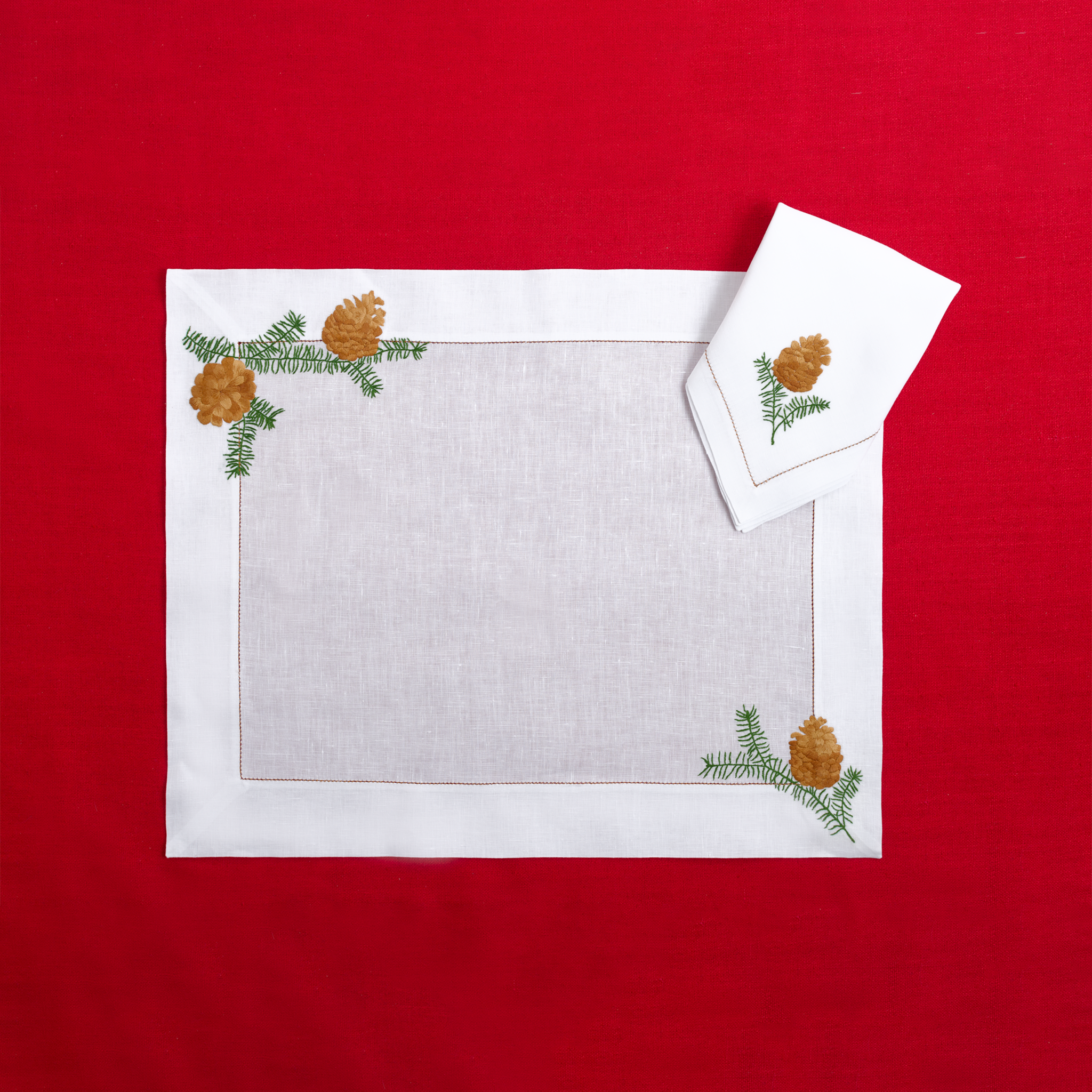 Table - Placemat - Pine Leafs (Hand Embroidered)