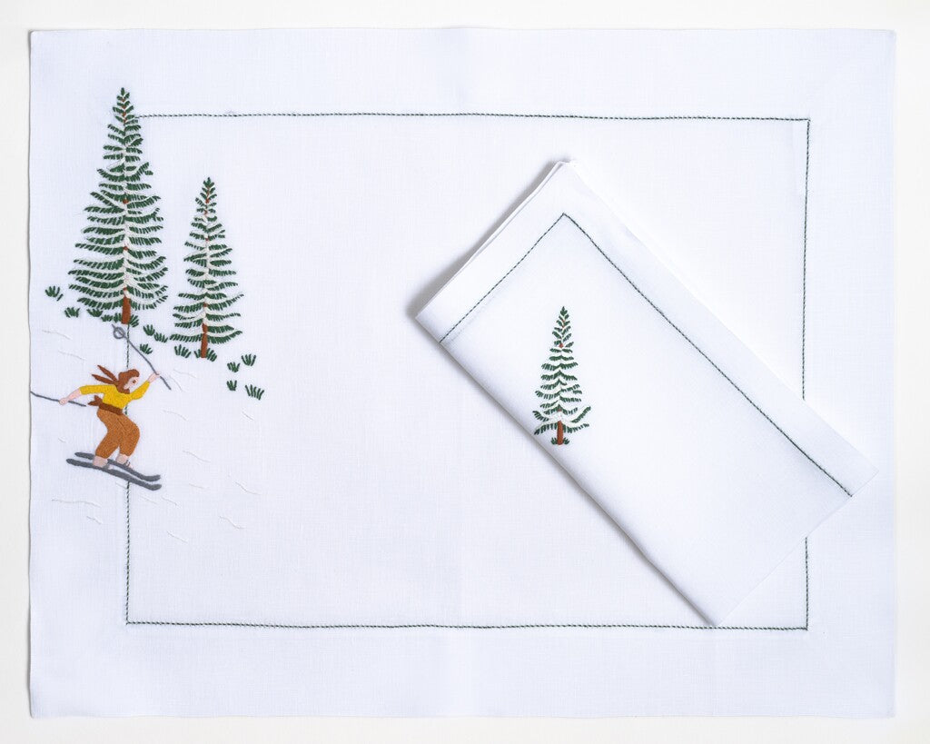 Table - Placemat - Skieurs (Hand Embroidered)